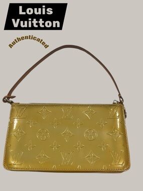 Louis Vuitton  Lexington Vintage 1999 Vernis Pochette Yellow Retail $1650